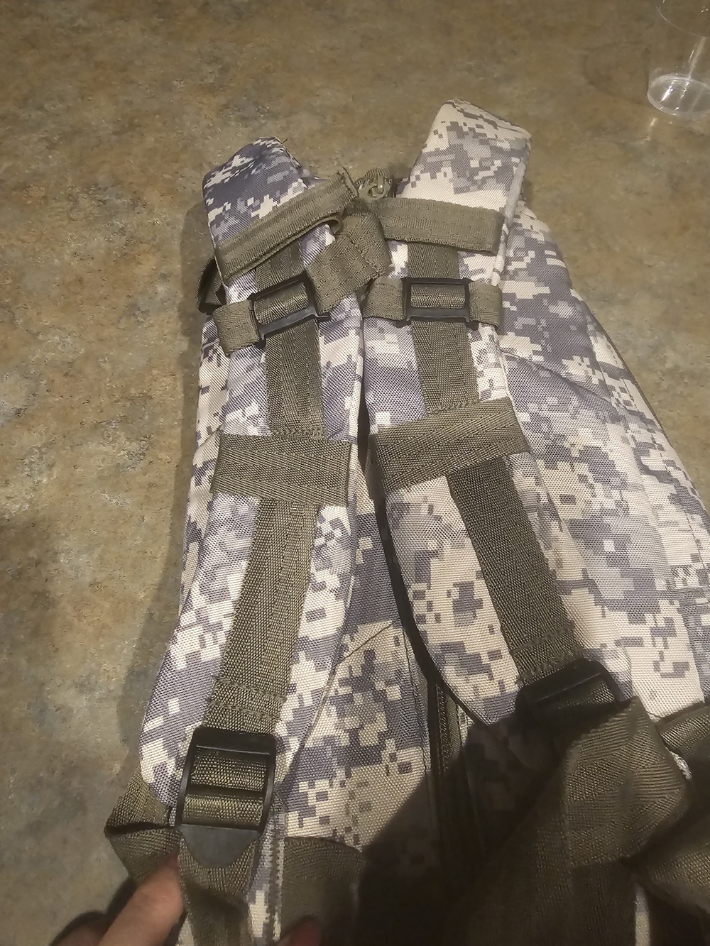 Digital Camo Tactical Sling Pack - Gray With Water - Picture 7 of 9